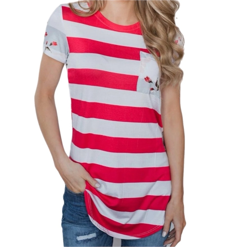 NWT Bright Strawberry‎ Short Sleeve Top – Bold Floral & Stripe Print L